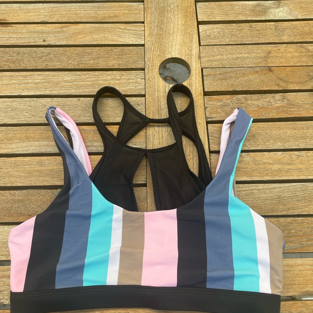 Body Glove sports bra. Great condition. Size Small.